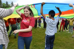 Read more about the article 10.000 de voluntari demonsteaza cum se prinde gustul voluntariatului intr-o saptamana